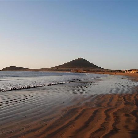 New 140M2 Loft-Style Flat At Town Heart, 3 Beaches Close Casa Leon El Médano Eksteriør bilde